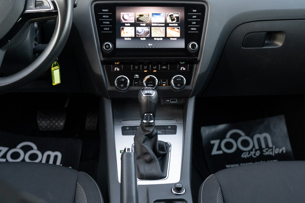 Škoda Octavia Combi 2,0 TDI 4X4