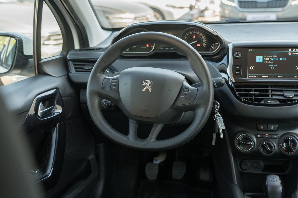 Peugeot 208 1.5 BlueHDI