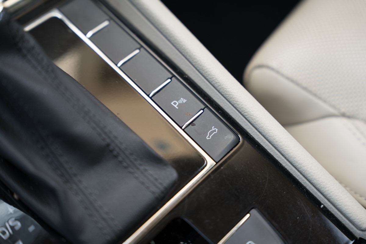 Škoda Superb 2.0 TDI DSG L&K