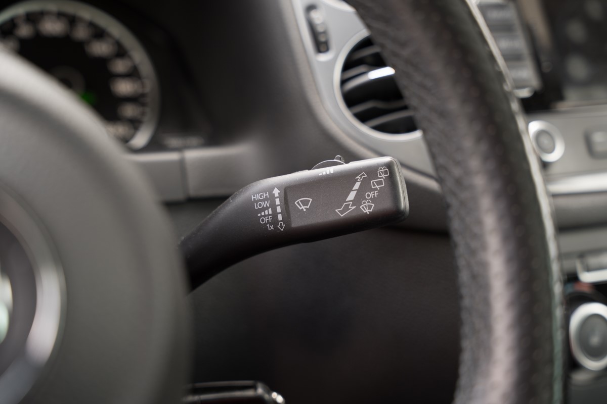 Volkswagen Tiguan
 2.0 TDI DSG R-Line 4MOTION