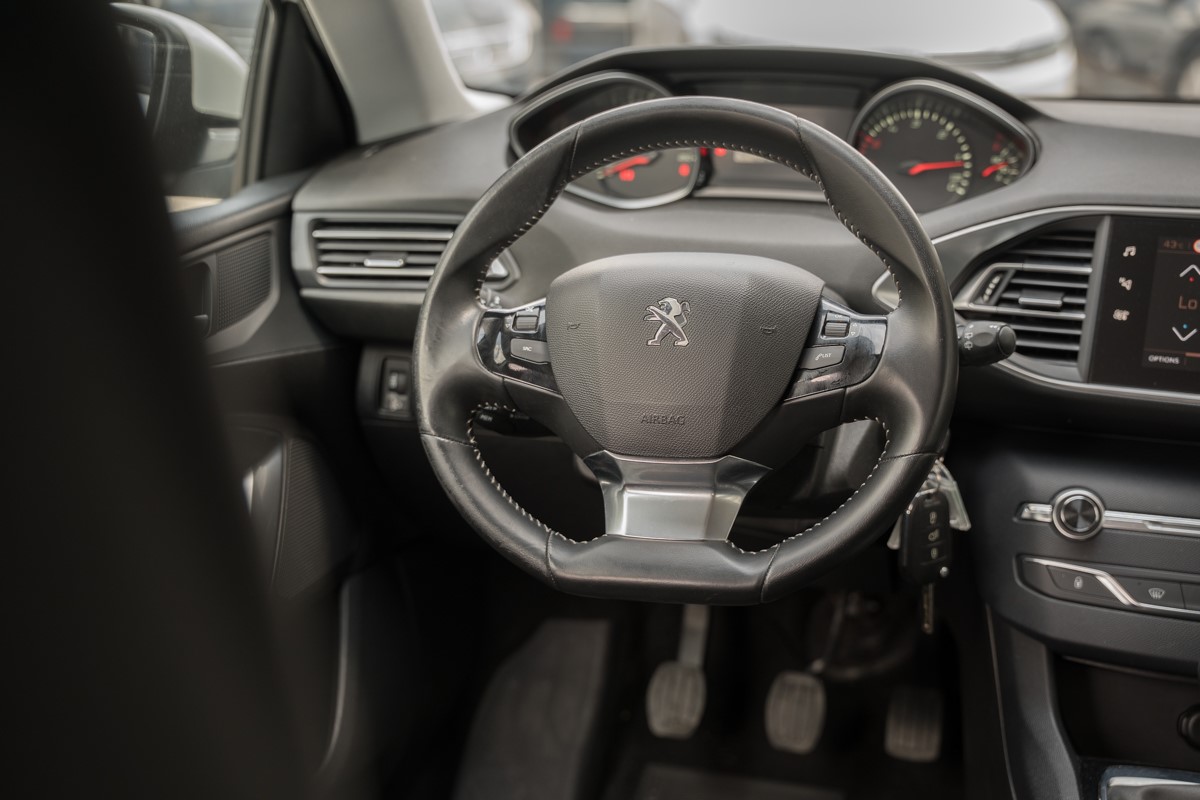 Peugeot 308 1.5 BlueHDI