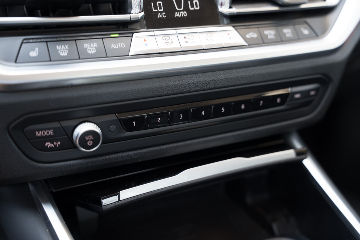 BMW
 3-Series 318 D Sport Line