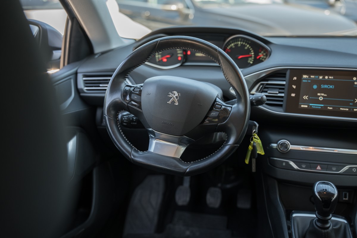 Peugeot 308 1.5 BlueHDI