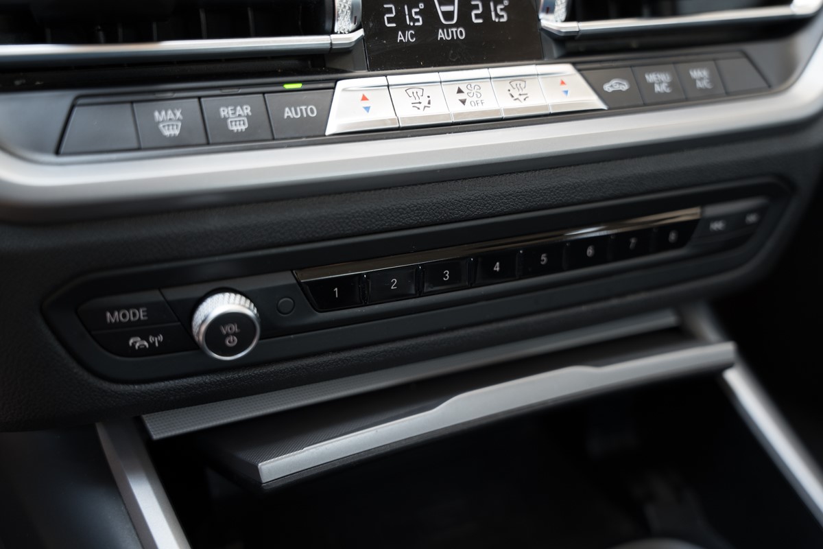 BMW
 3-Series 318D