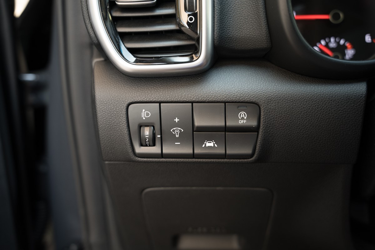 Kia
 Sportage 
 1.6 CRDI