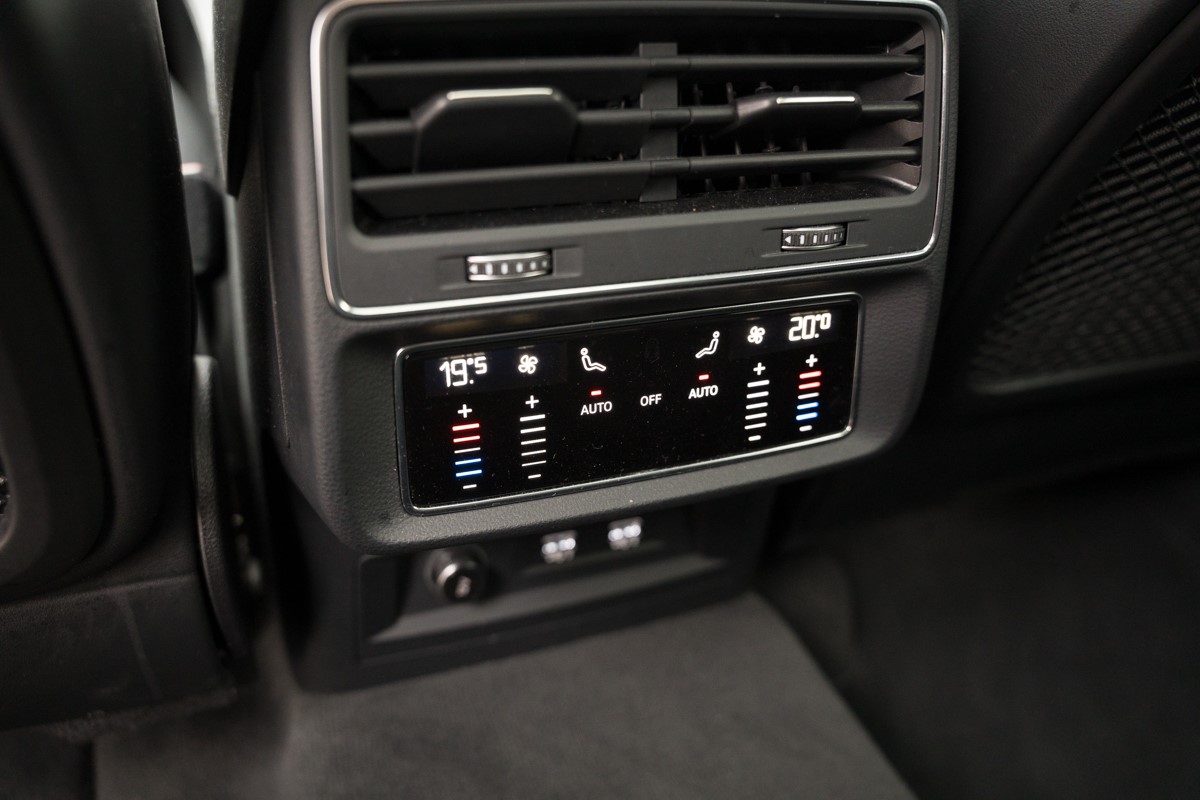 Audi Q8 50 TDI S line QUATTRO