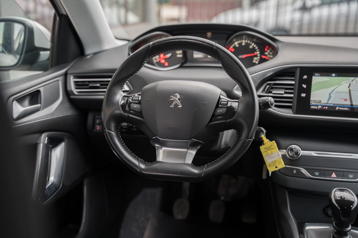 Peugeot 308 1.5 BlueHDI