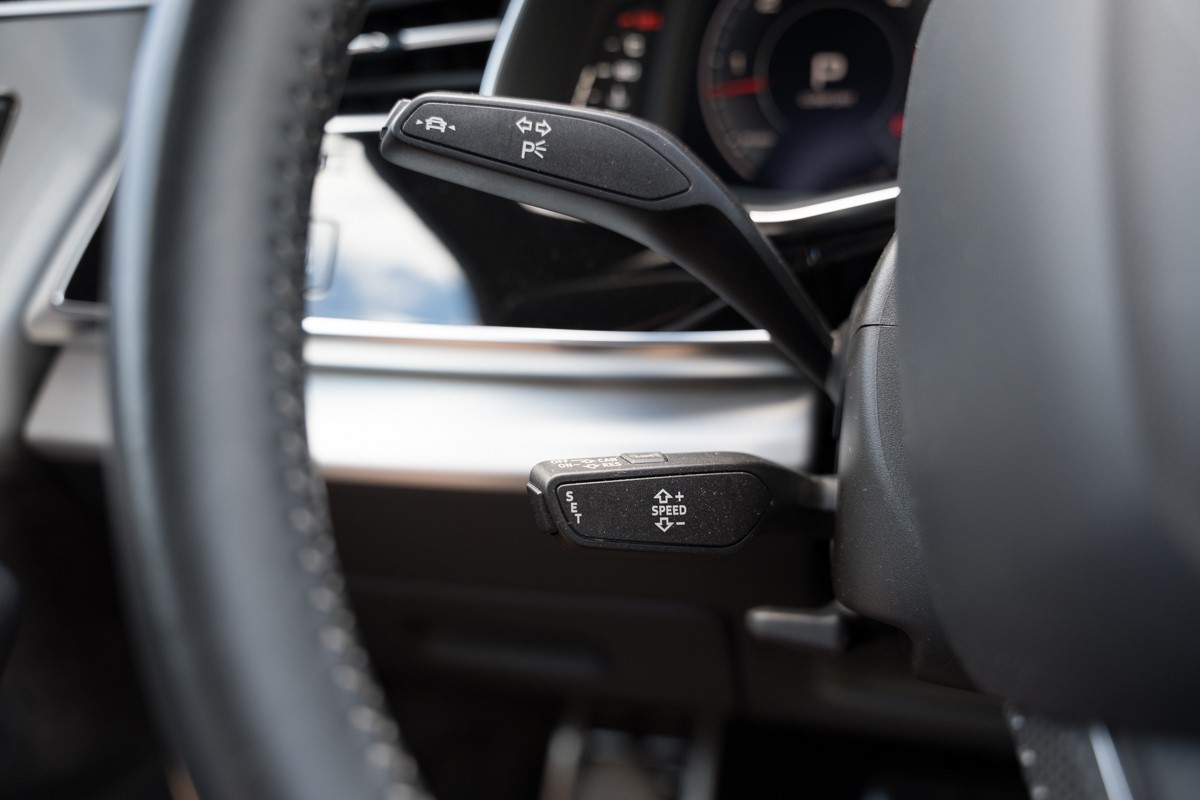 Audi Q7
 3.0 TDI S line QUATTRO