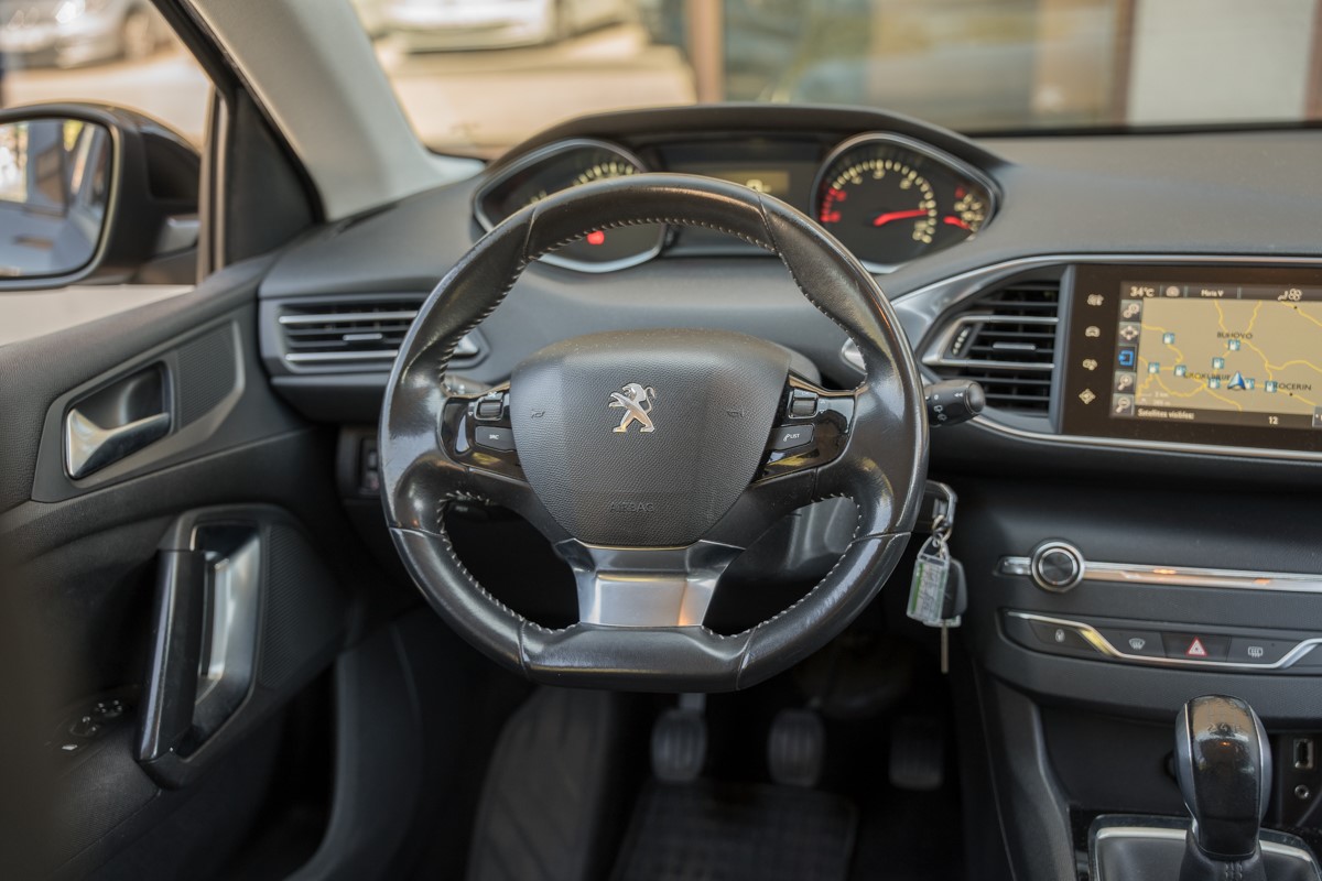 Peugeot 308 1.6 BlueHDI