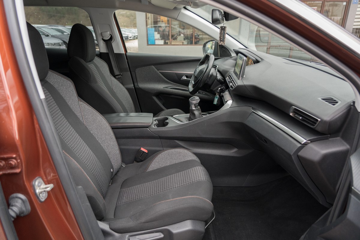 Peugeot 3008 1,6 BlueHDI
