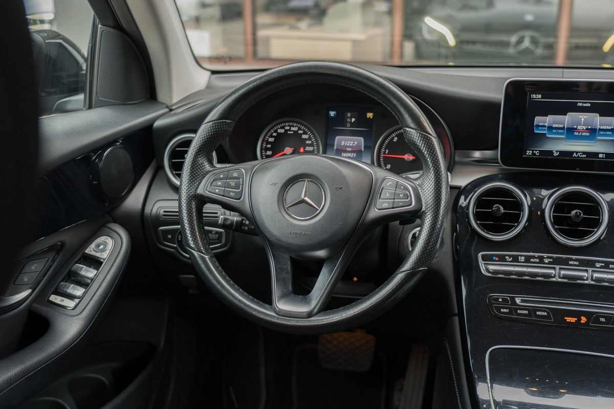 Mercedes-Benz GLC 220 D 4MATIC