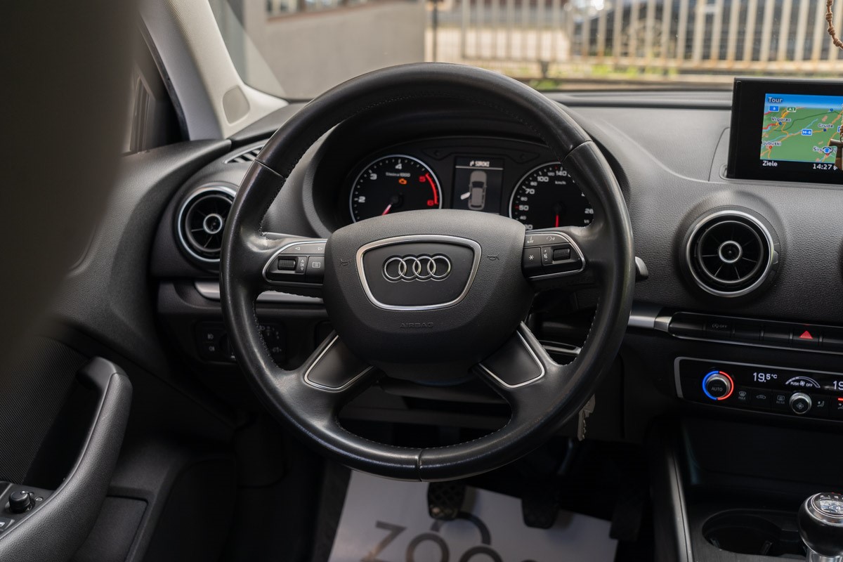 Audi A3
 1.6 TDI