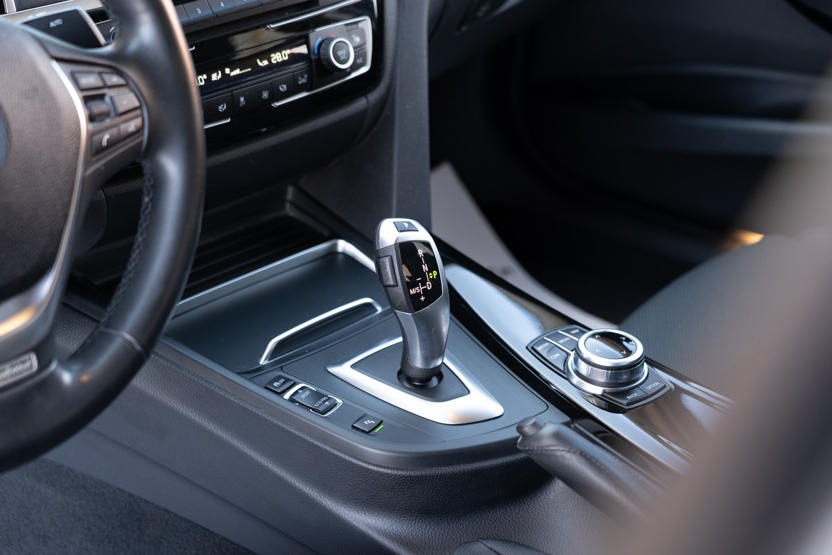 BMW
 3-Series 318 D