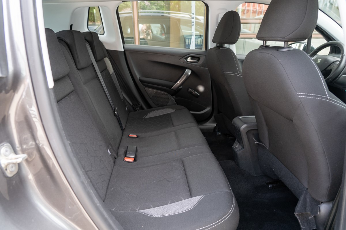 Peugeot 2008 1,6 BlueHDI