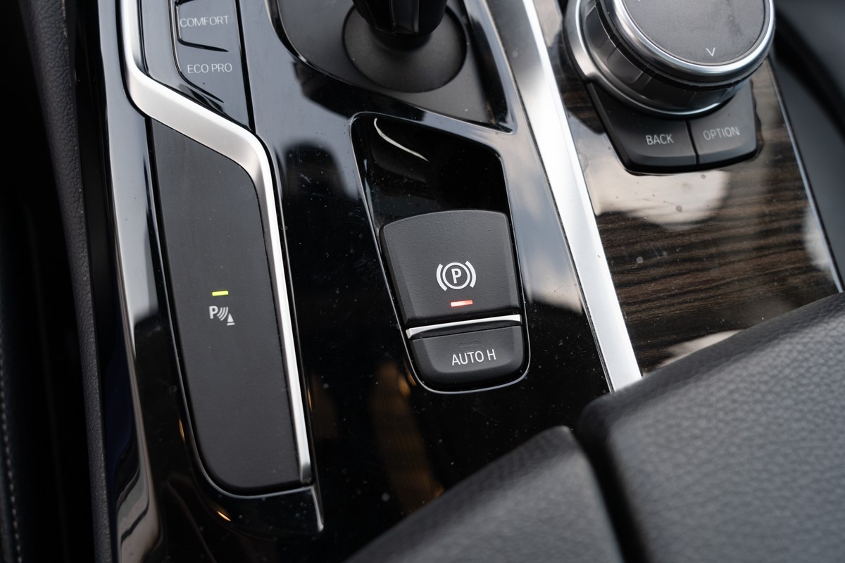 BMW
 5-Series 530 D