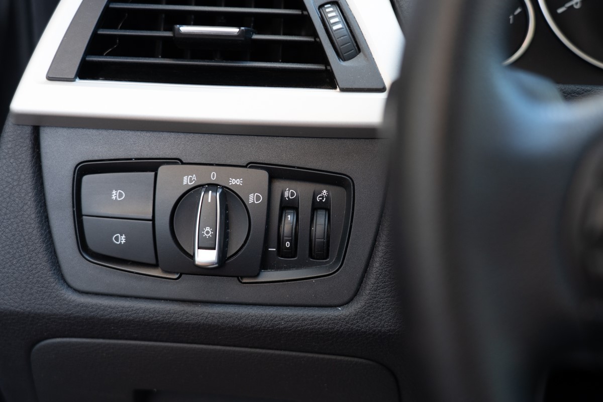 BMW
 3-Series 316D BUSINESS 