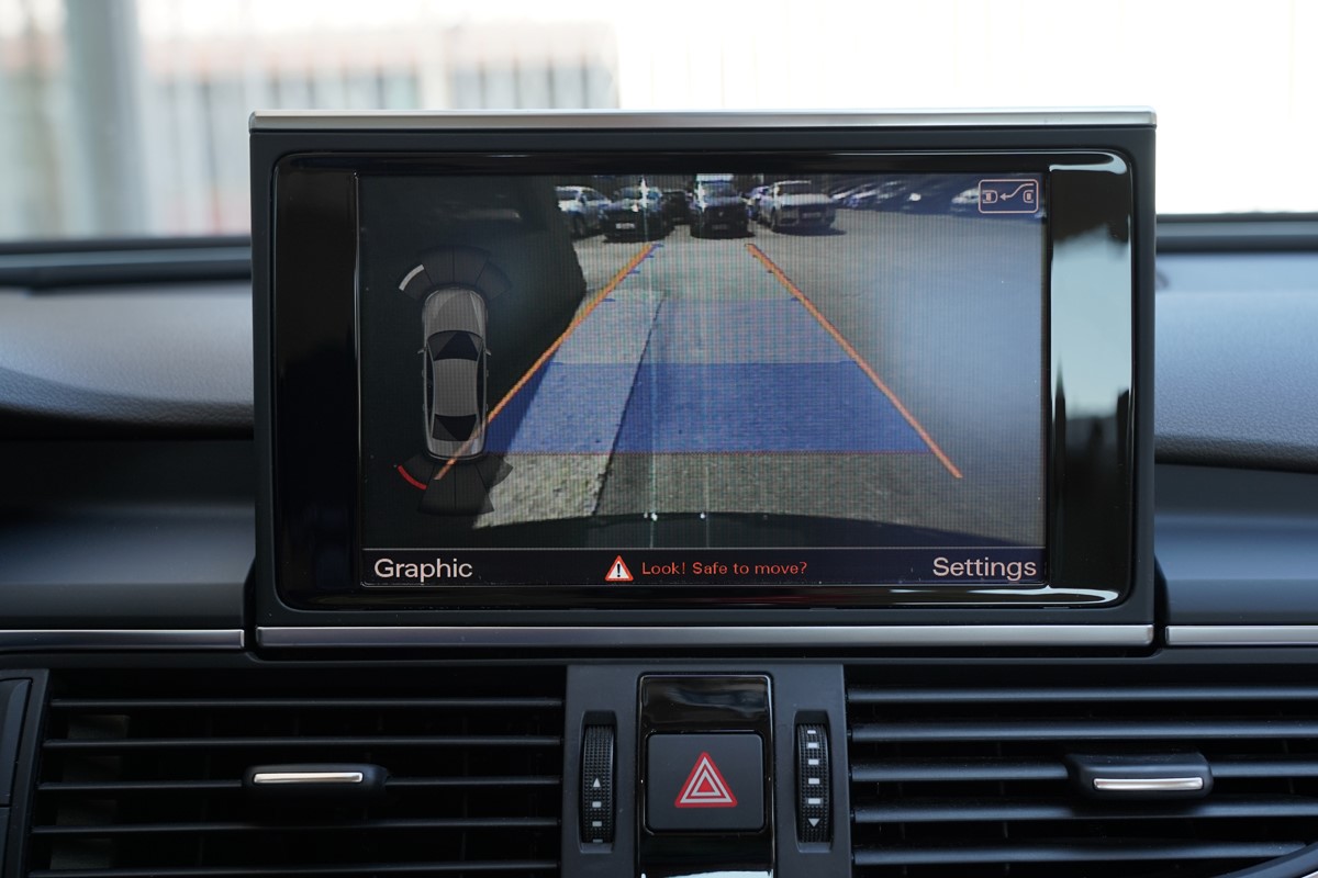 Audi A6
 3.0 TDi Quattro S-Tronic