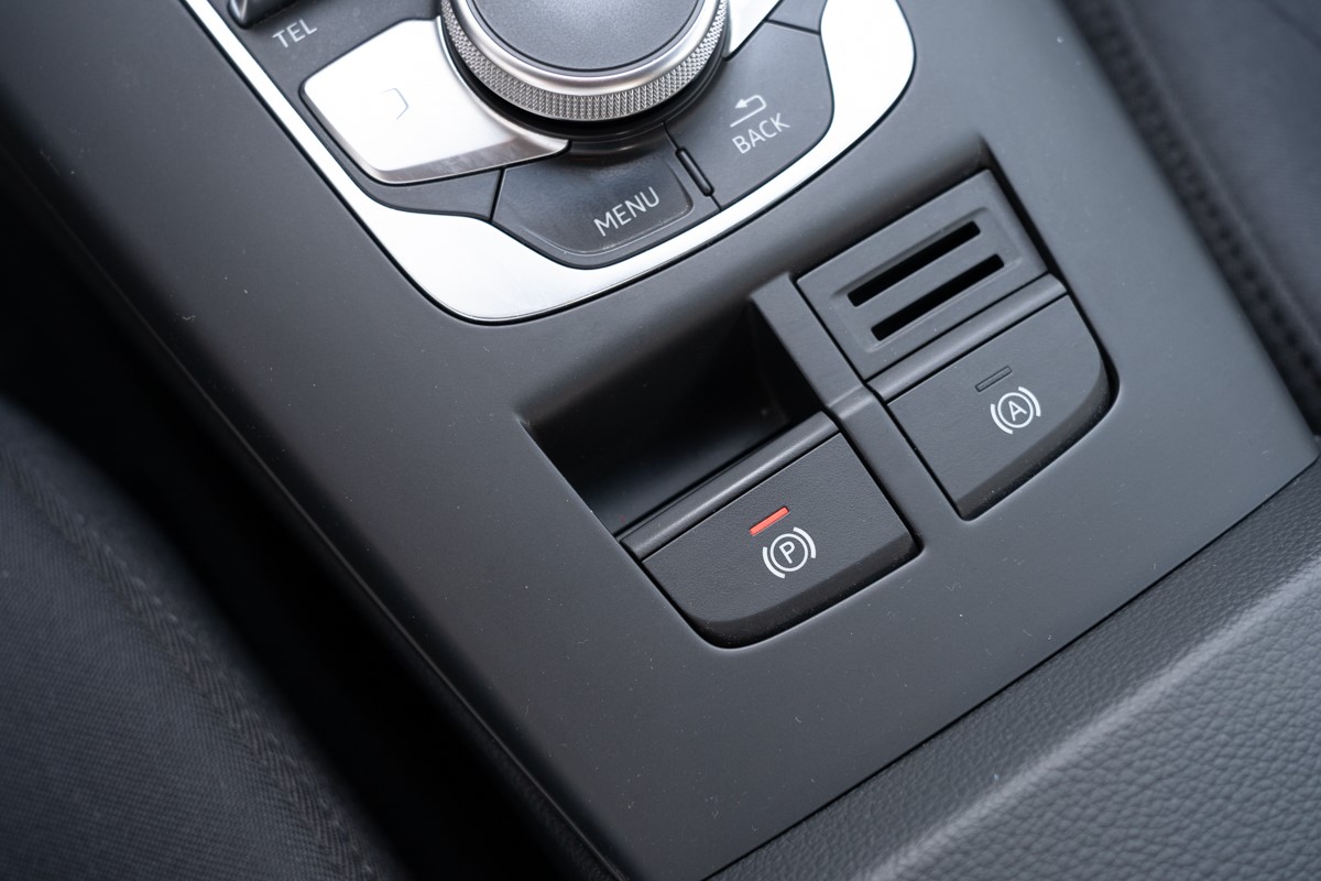 Audi A3
 1,6 TDI
