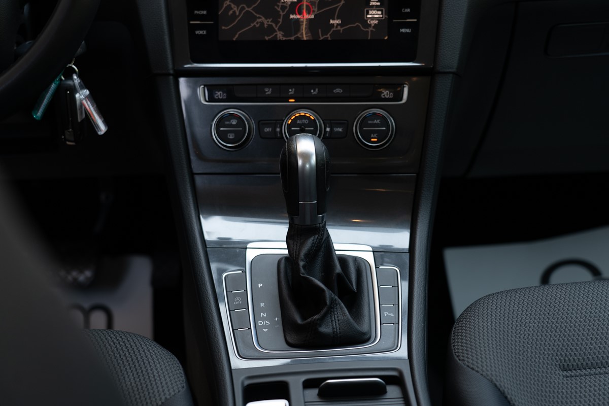 Volkswagen Golf 1,6 TDI DSG