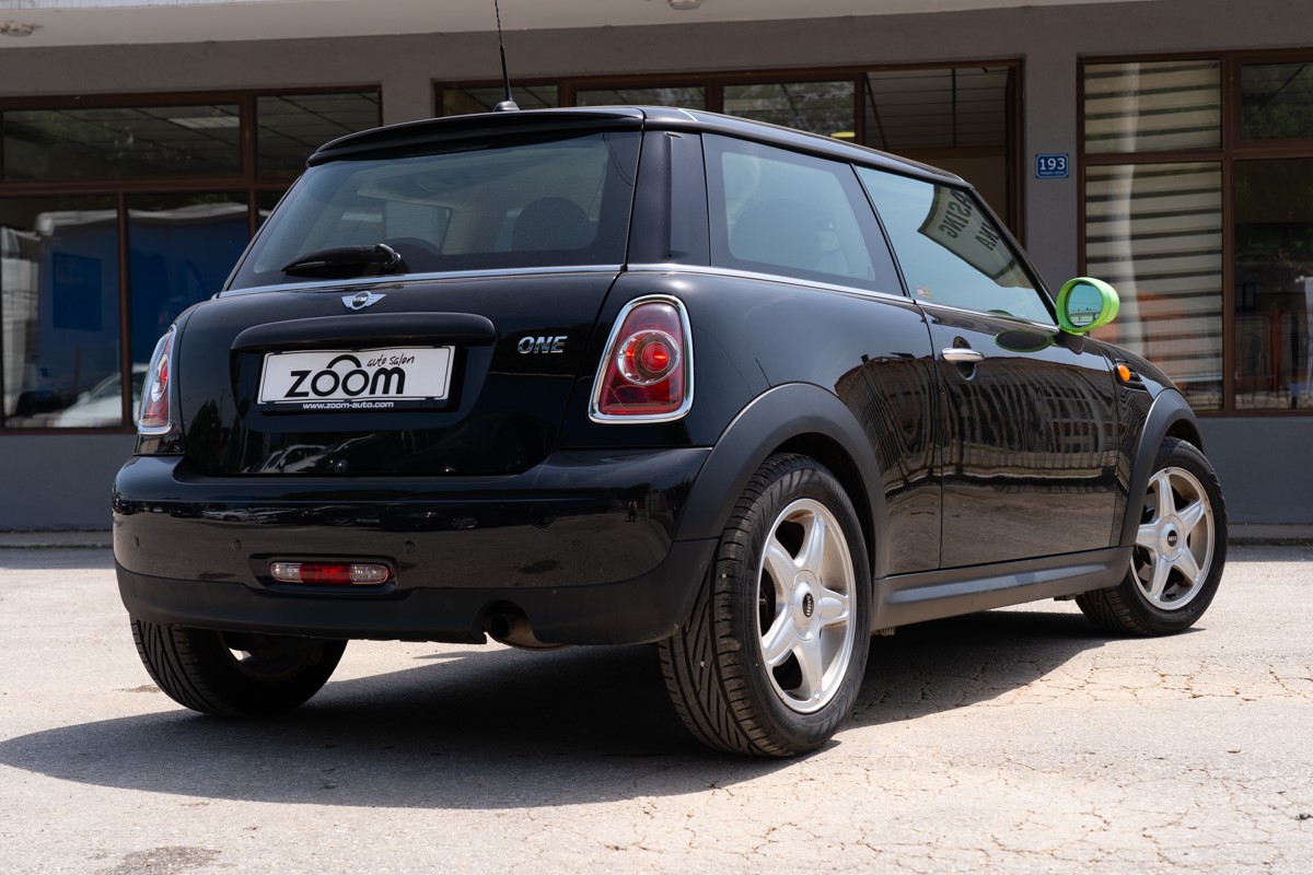 MINI
 Cooper 
 1,6 Benzin/LPG
