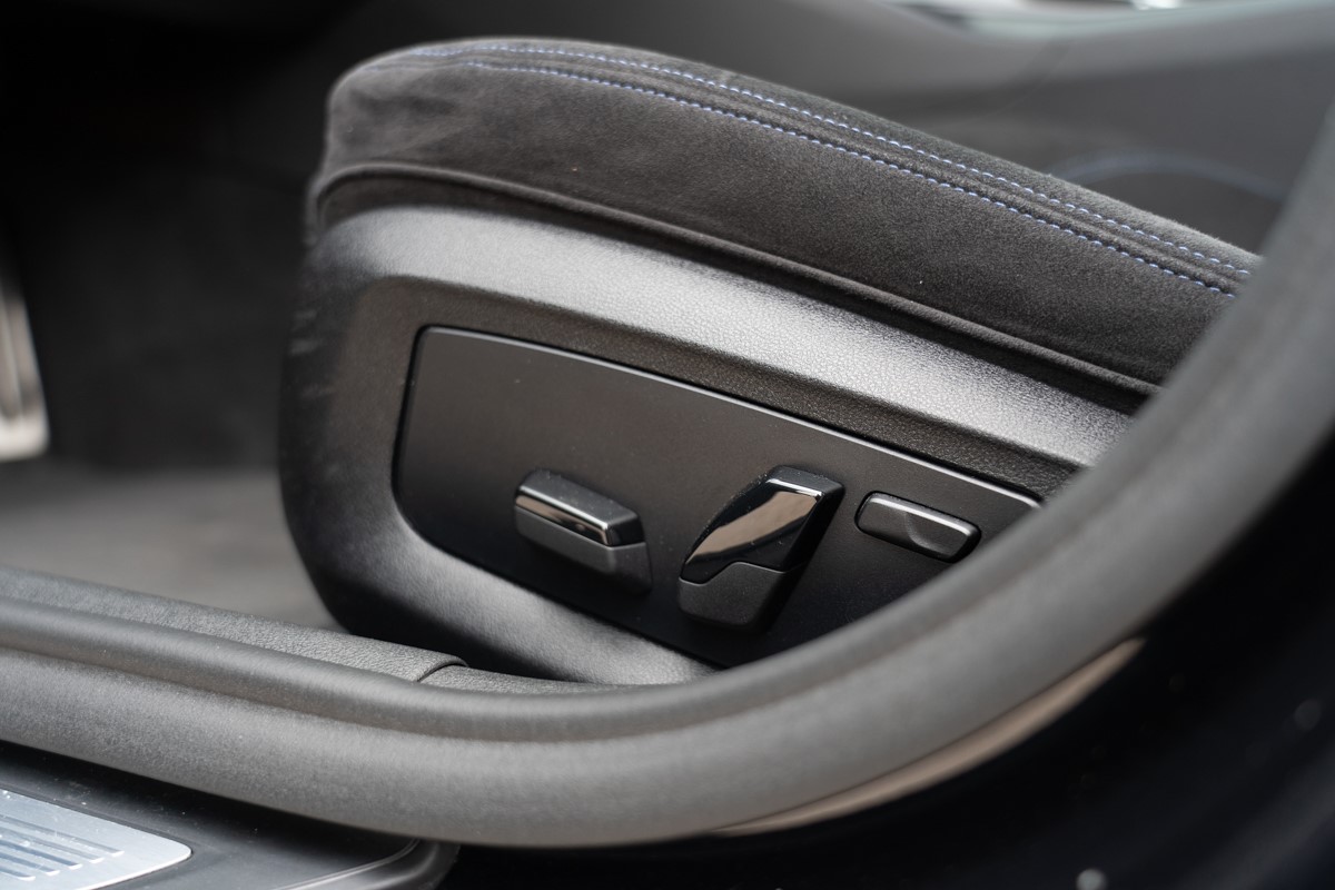 BMW
 5-Series 520dA  M Sportpaket