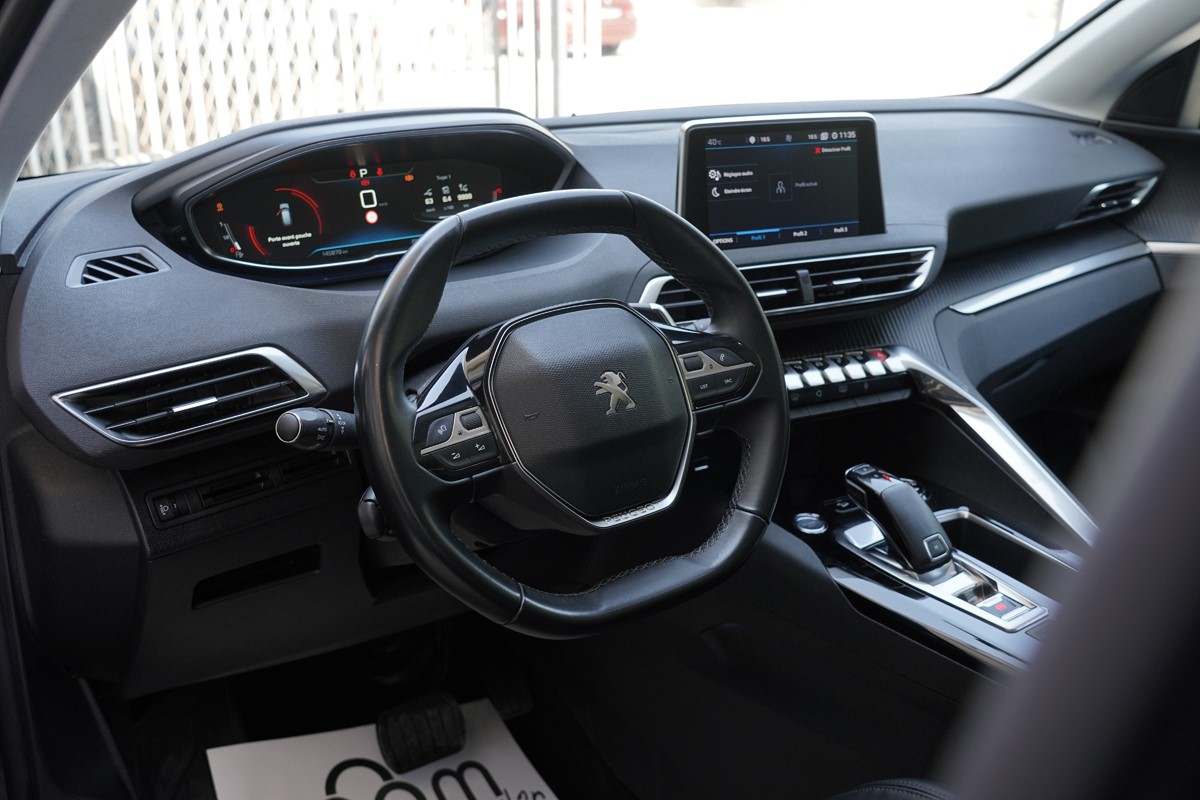 Peugeot 3008 1,5 BlueHDI ALLURE