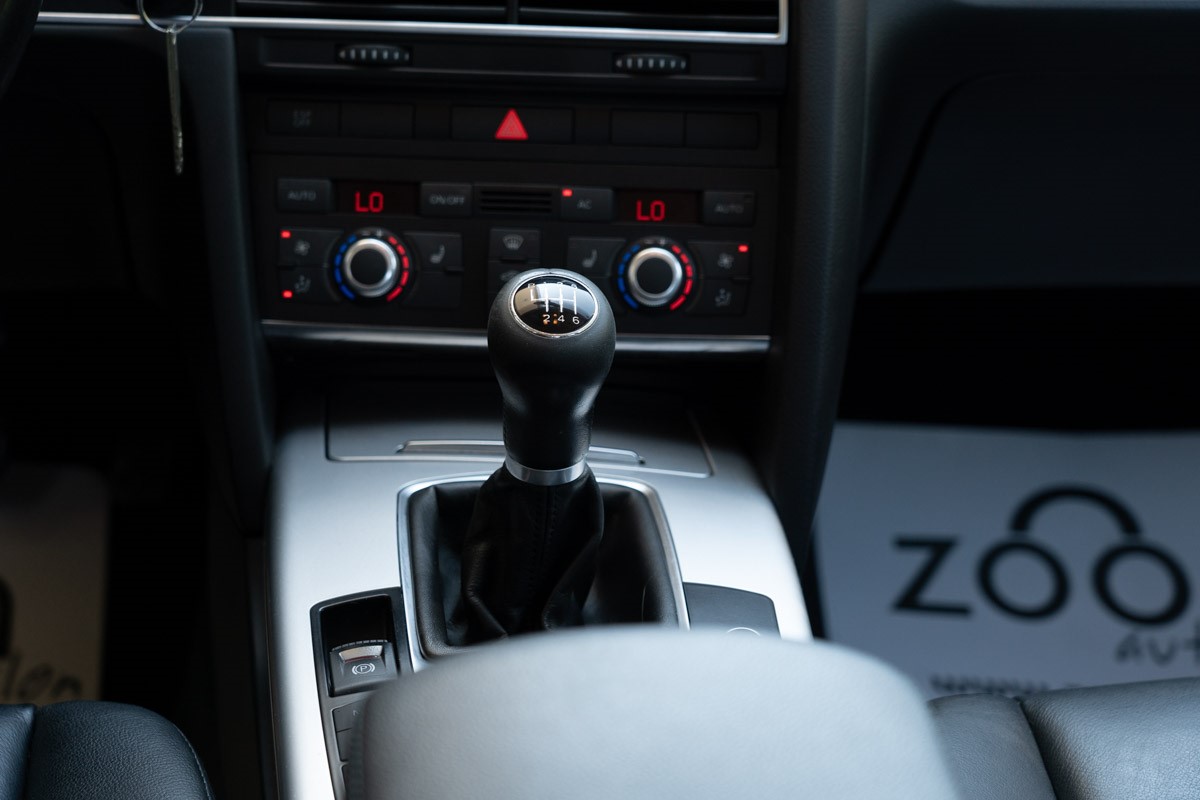 Audi A6
 2,0 TDI