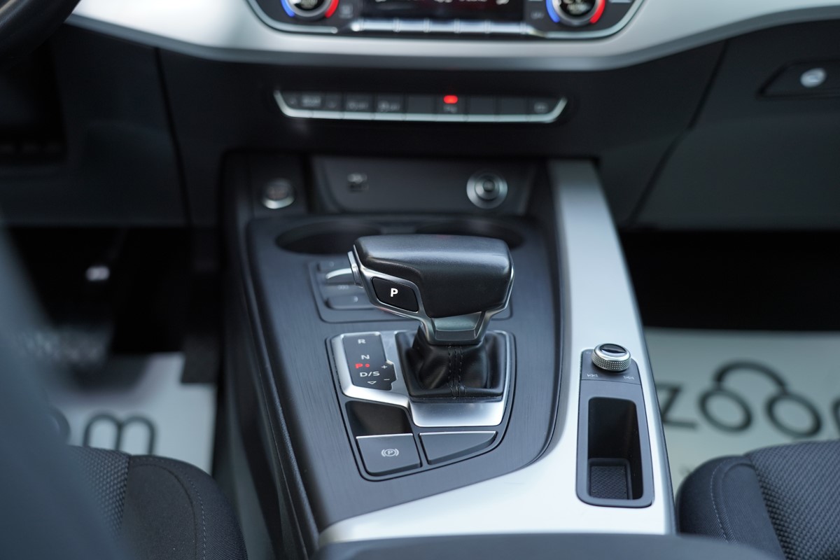 Audi A5
 2.0 TDI QUATTRO