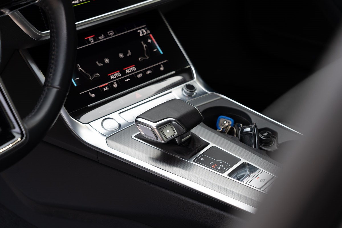 Audi A6
 3,0 TDI 50 Quattro