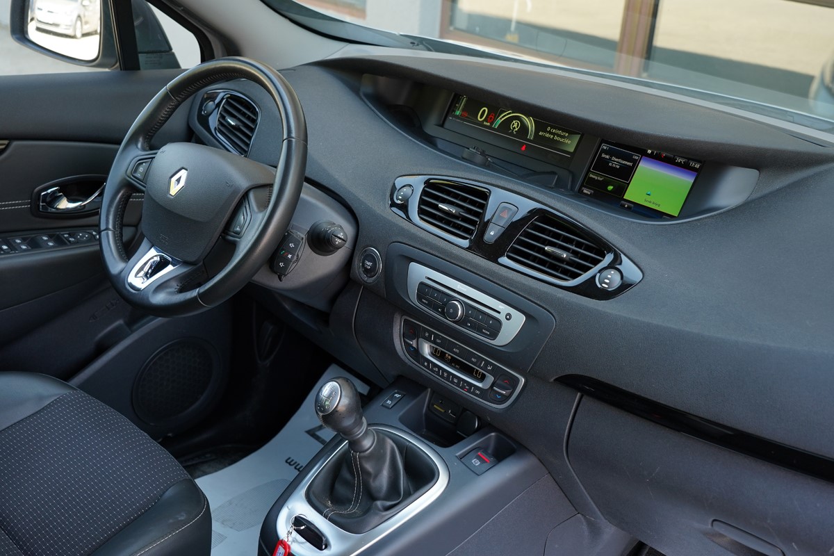 Renault Scenic 1.5 DCI