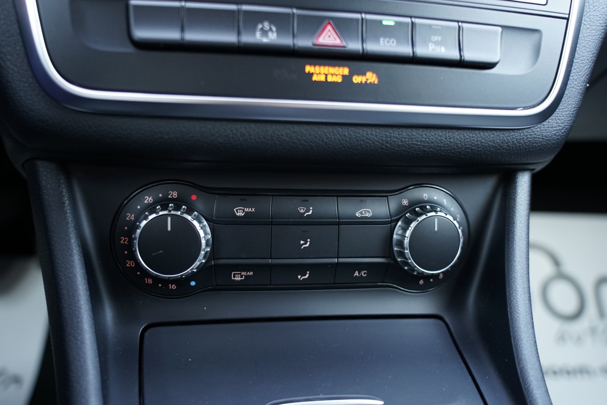 Mercedes-Benz GLA 180 CDI LEASE EDITION 