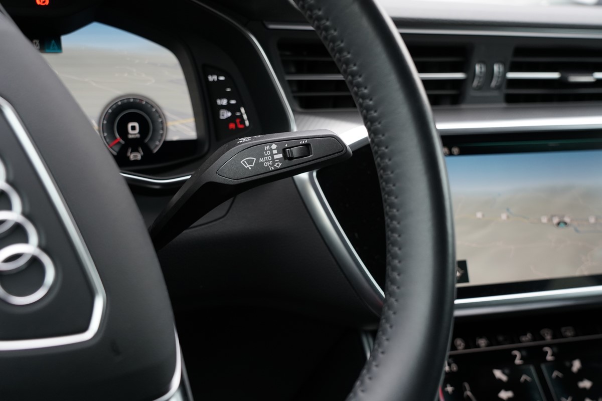Audi A6
 50 TDI Sportline Quattro