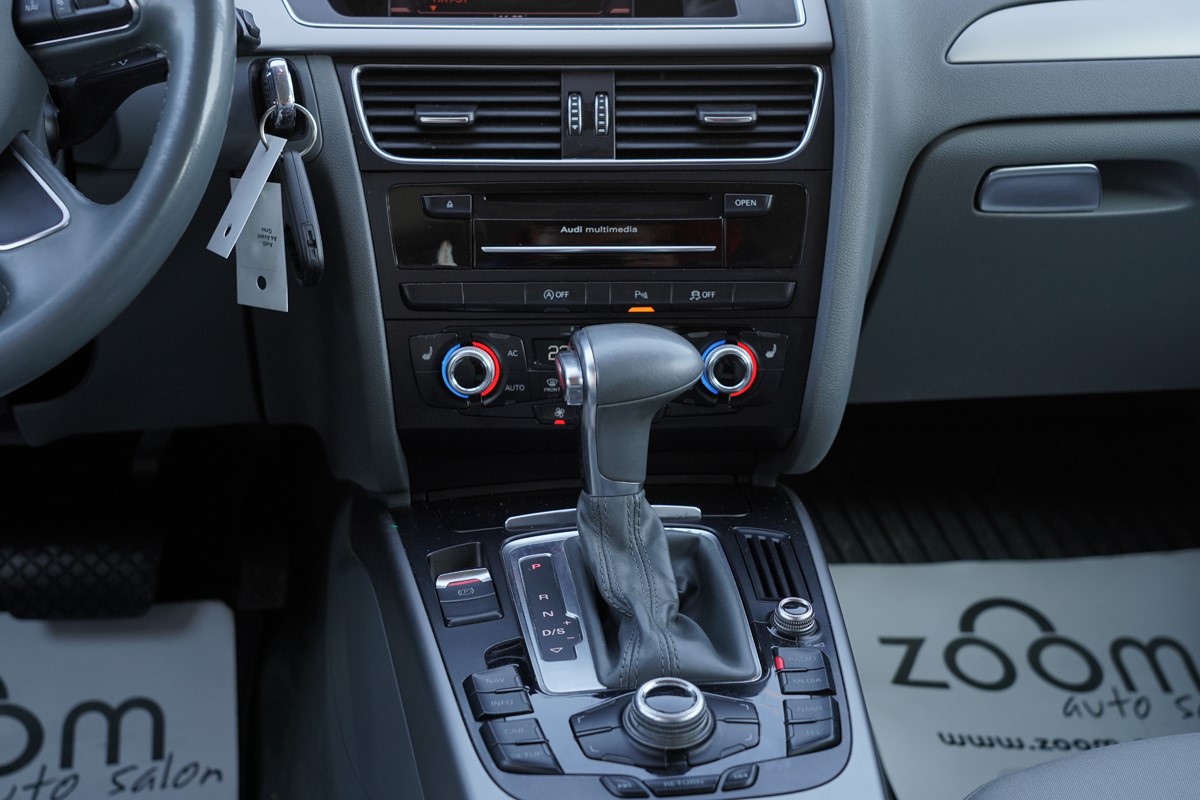Audi A4
 2.0 TDI