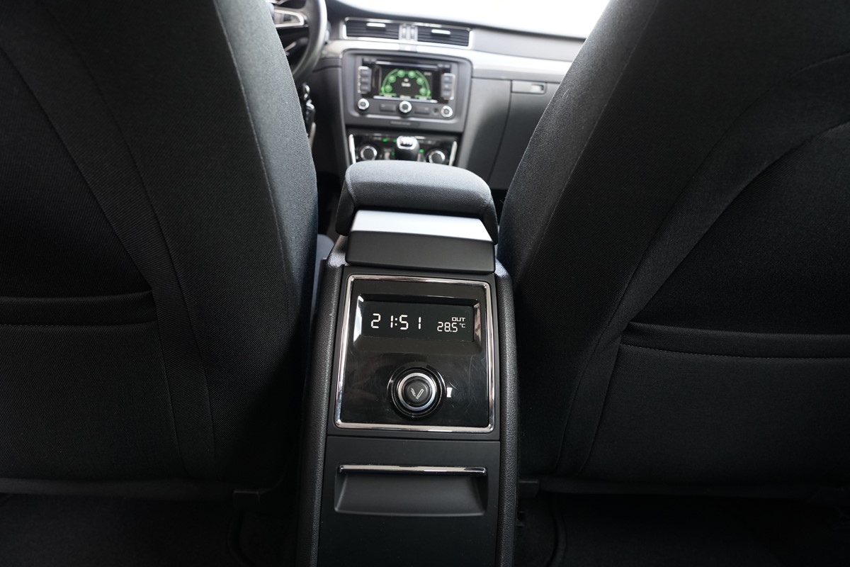Škoda SUPERB 2,0 TDI