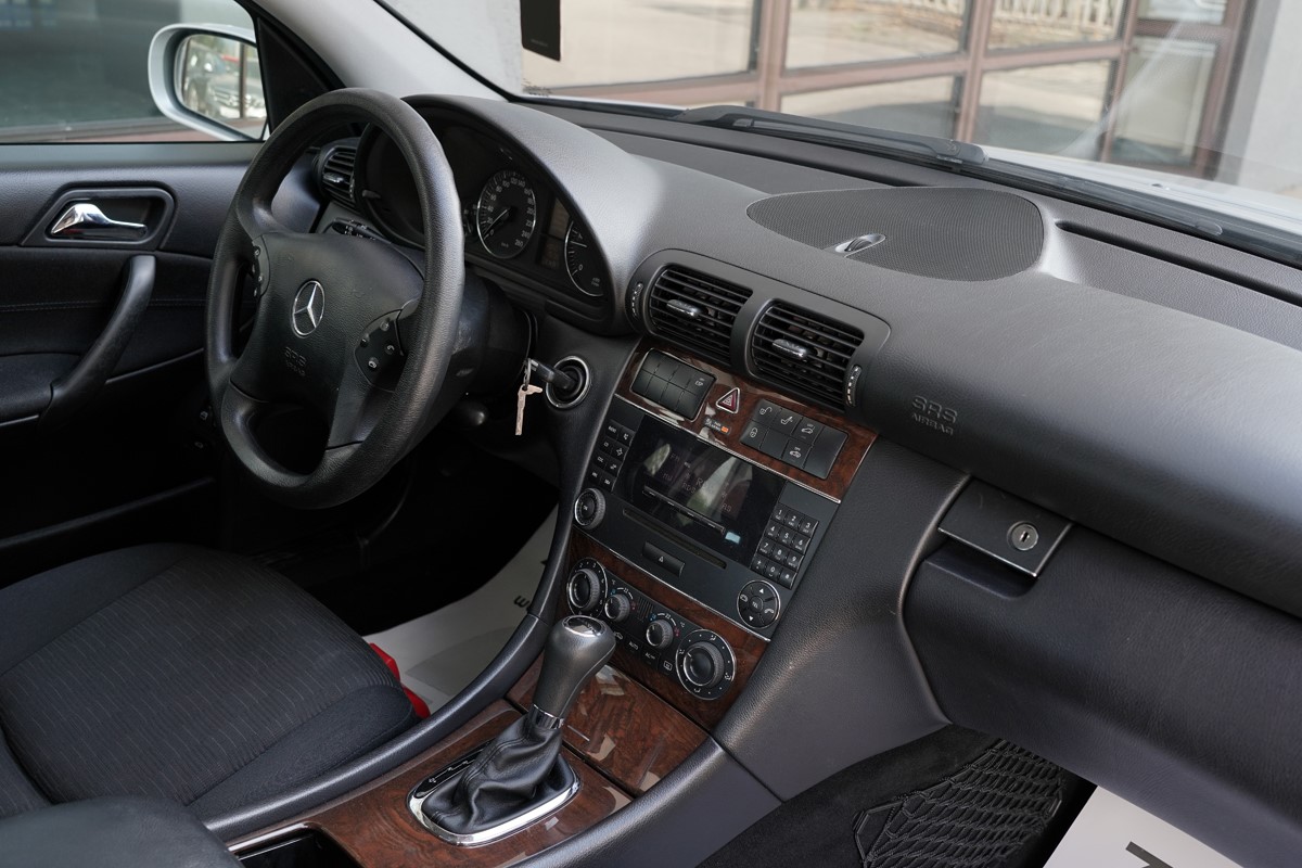 Mercedes-Benz C-Class
 C 200 CDI