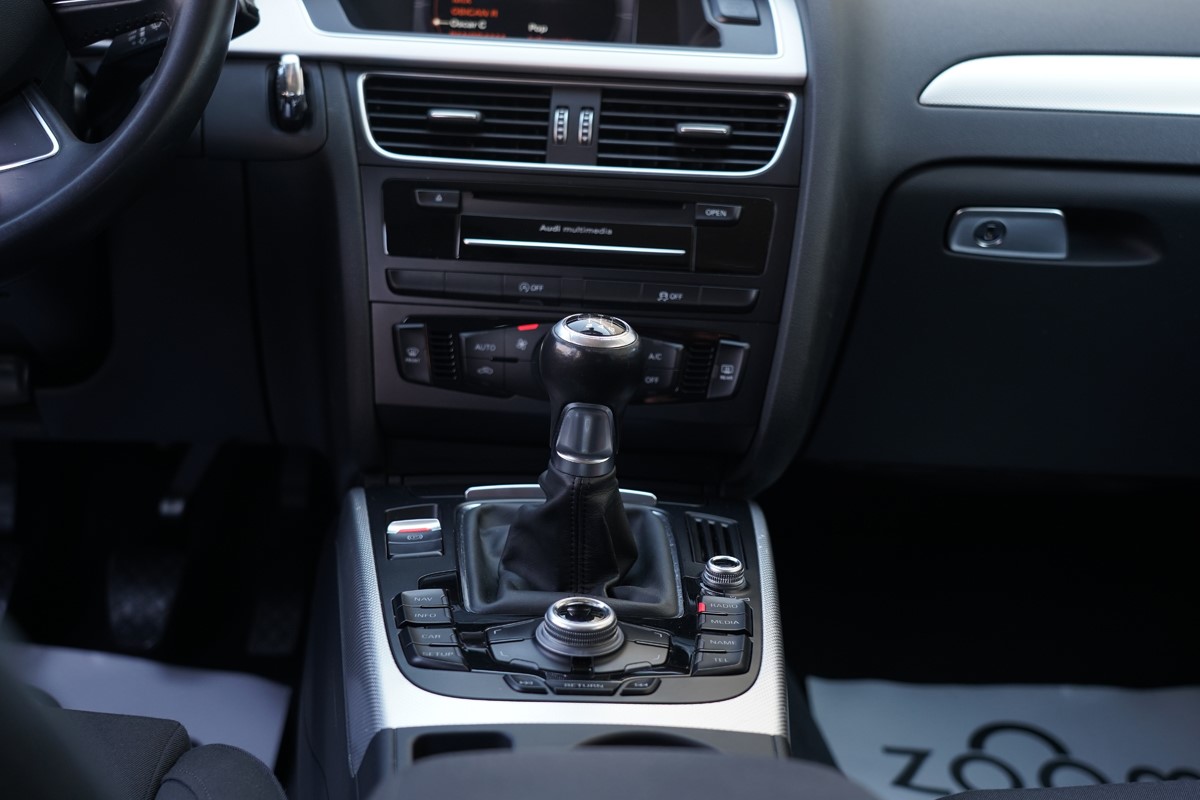 Audi A4
 AVANT 2.0 TDI