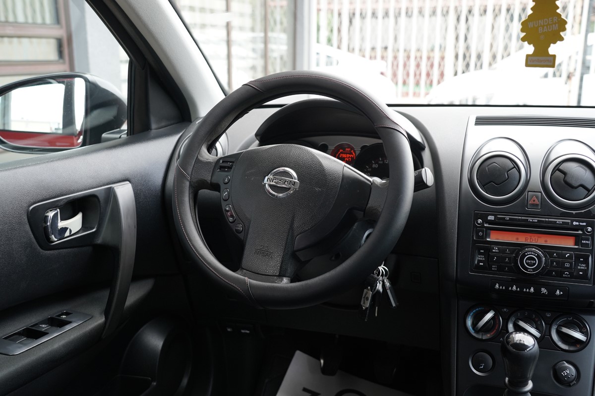 Nissan
 Qashqai 1.5 DCI