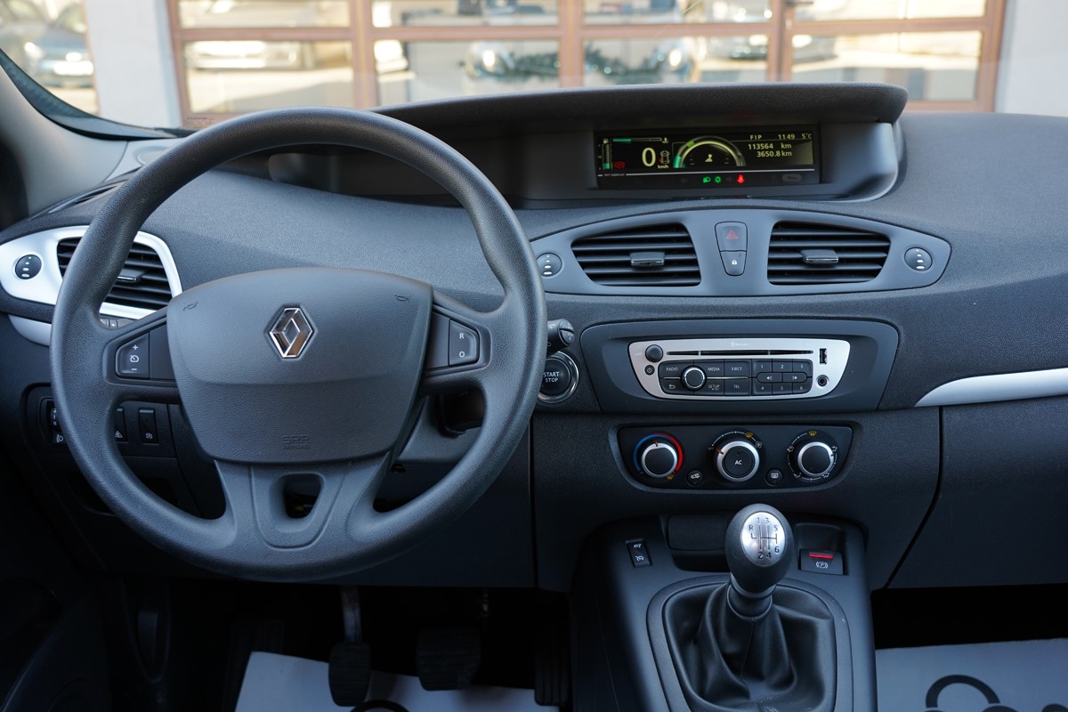 Renault Scenic 1.5 DCI