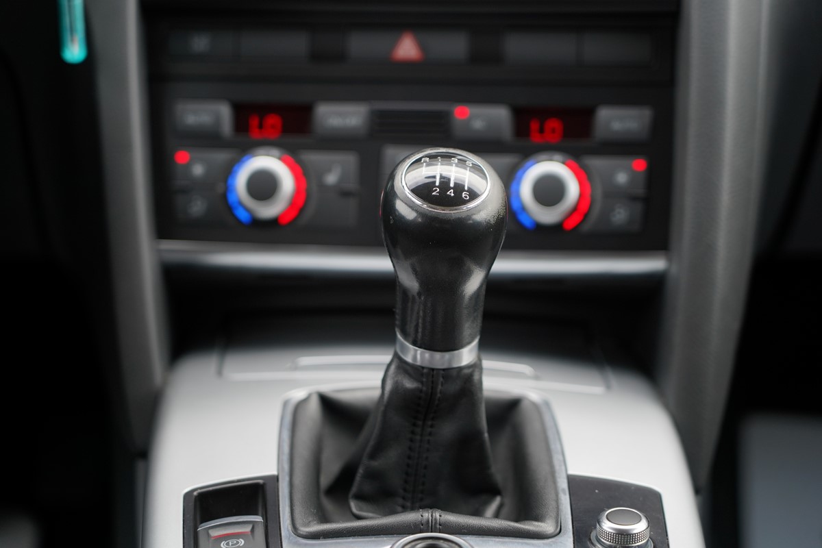 Audi A6
 2,0 TDI