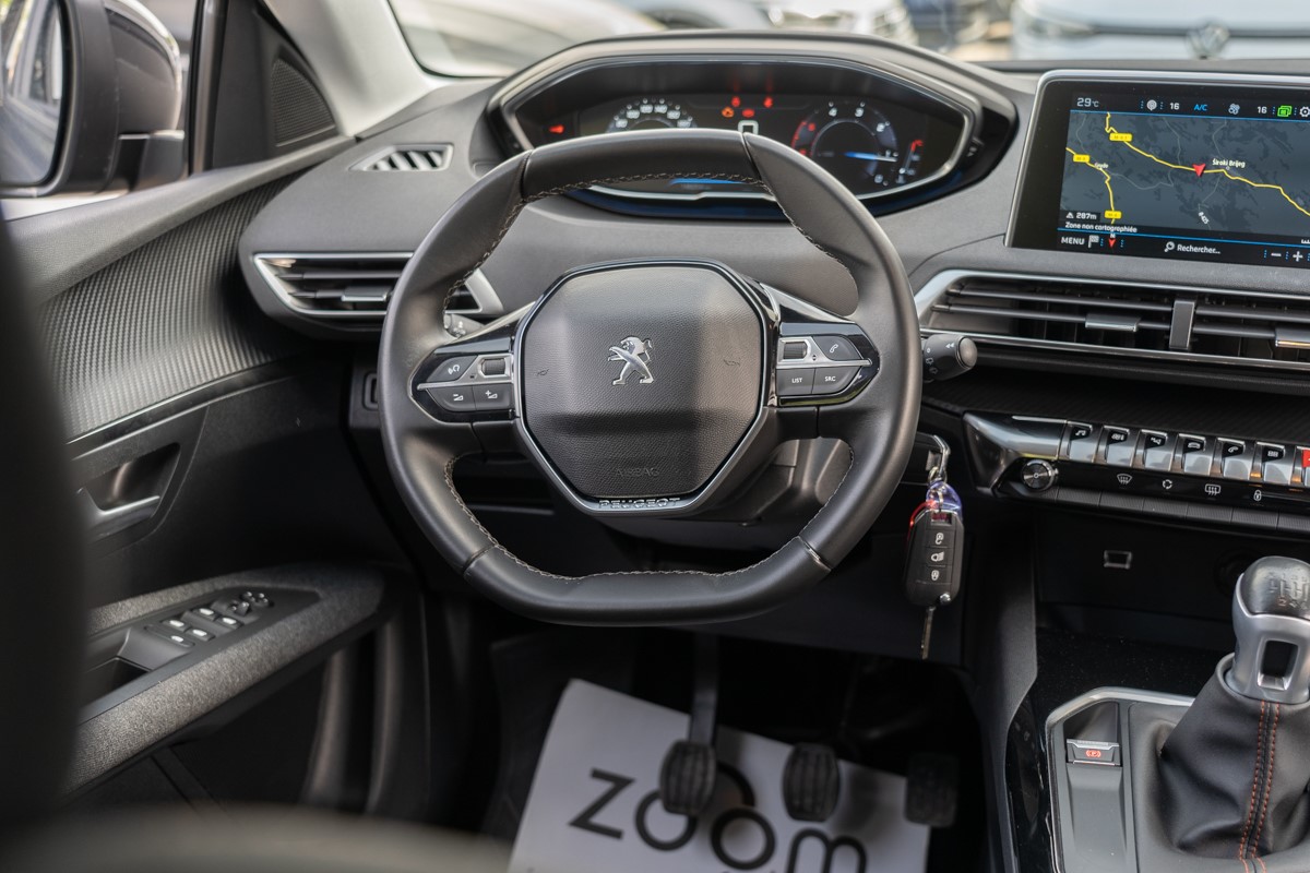 Peugeot 3008 1,5 BlueHDI