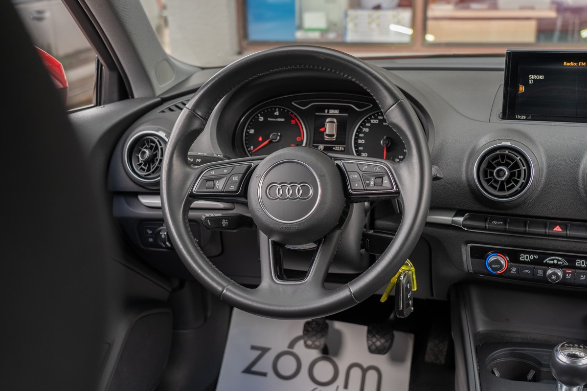Audi A3
 30 TDI