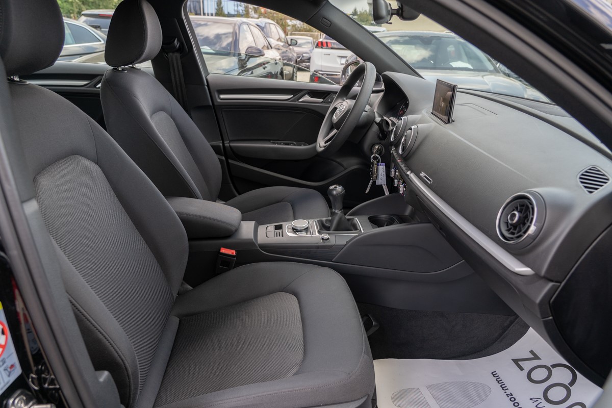 Audi A3
 30 TDI