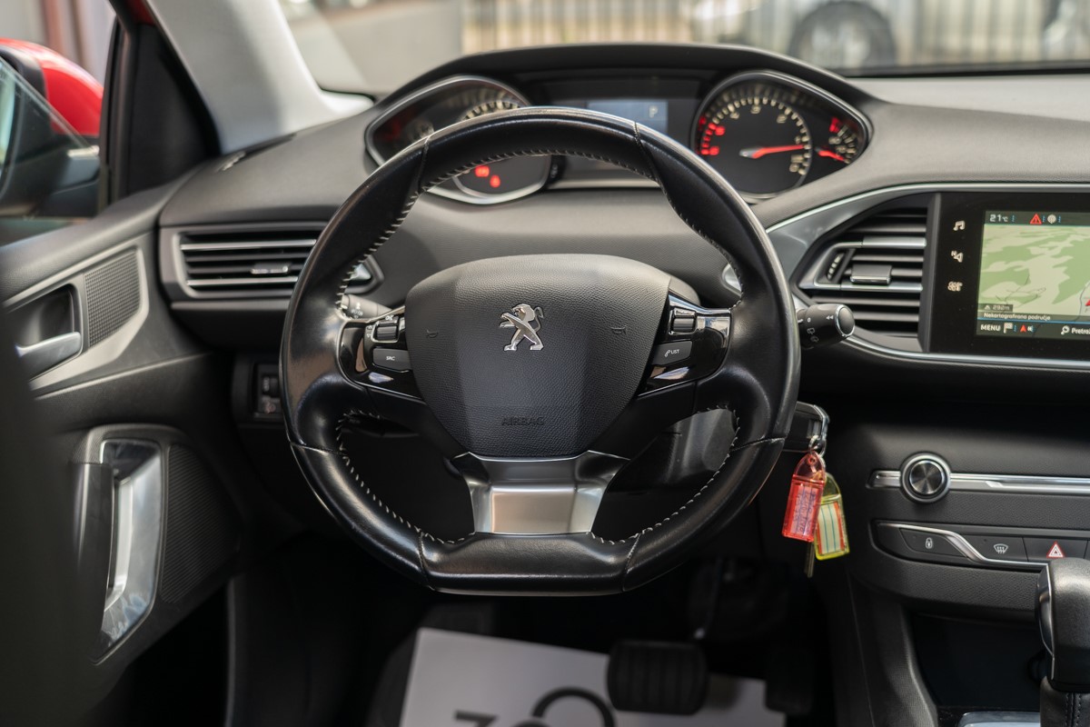 Peugeot 308 1,6 BlueHDI