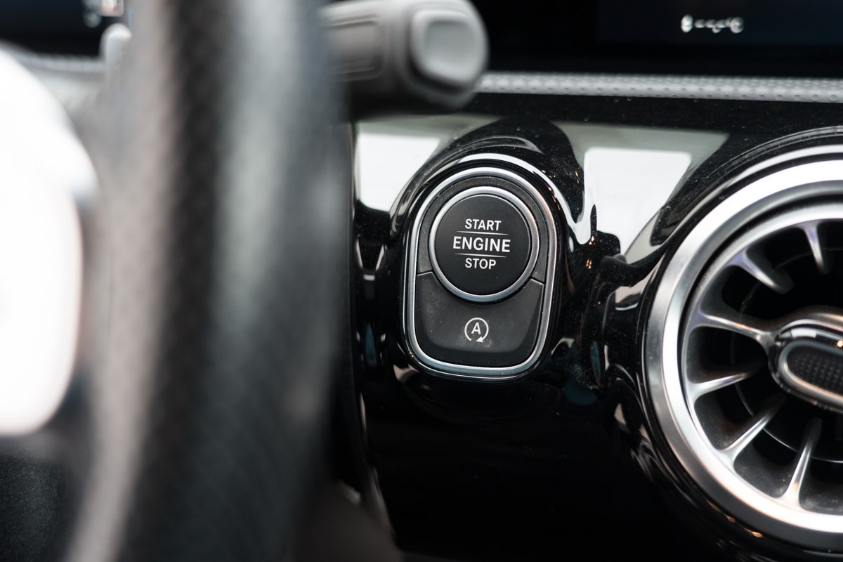 Mercedes-Benz CLA-Class 180 D AMG