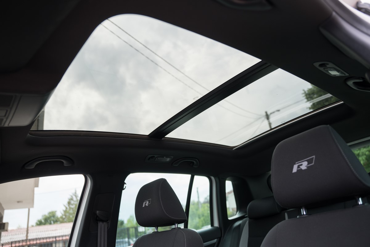 Volkswagen Tiguan
 2.0 TDI DSG R-Line 4MOTION