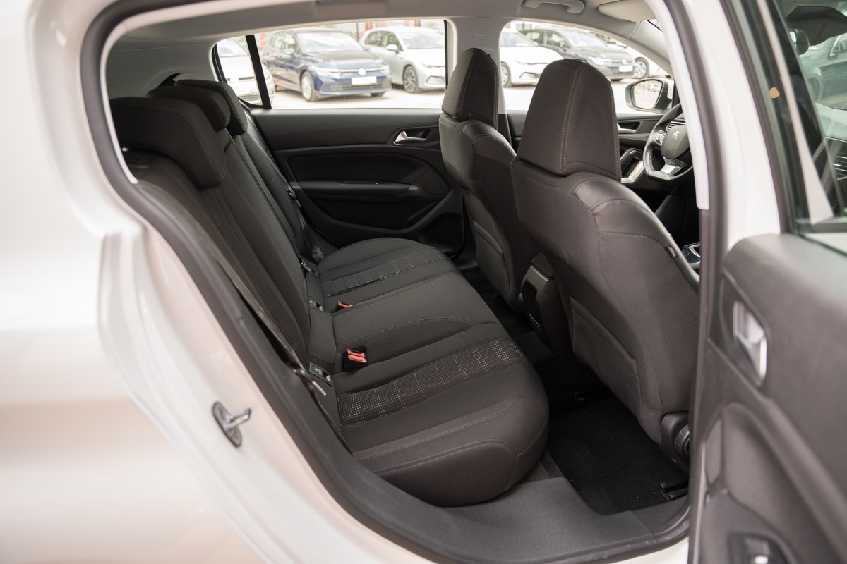 Peugeot 308 1.5 BlueHDI