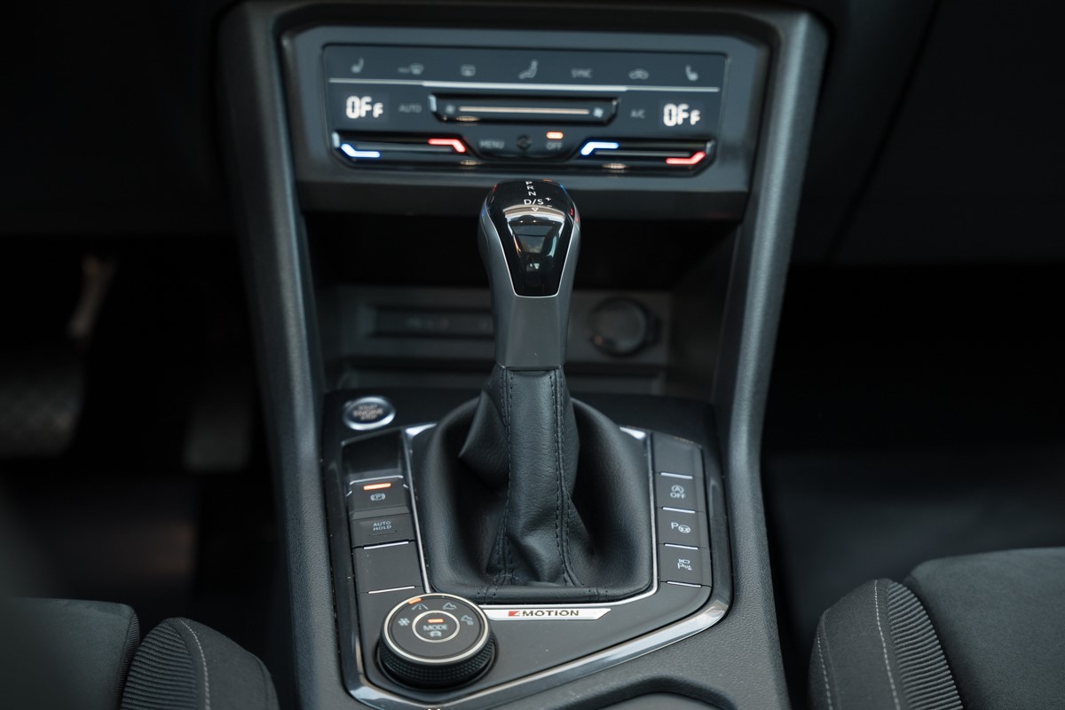 Volkswagen Tiguan
 2.0 TDI DSG 4MOTION