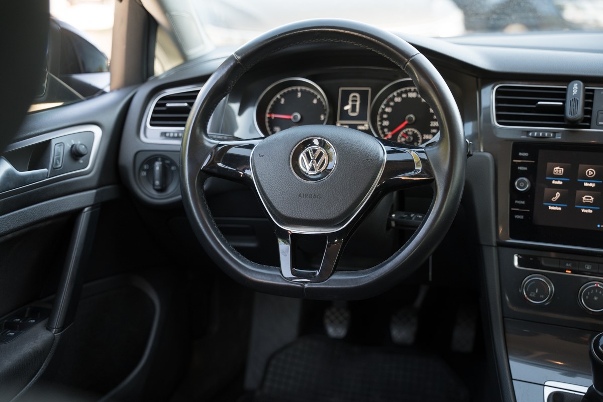 Volkswagen Golf 1.6 TDI