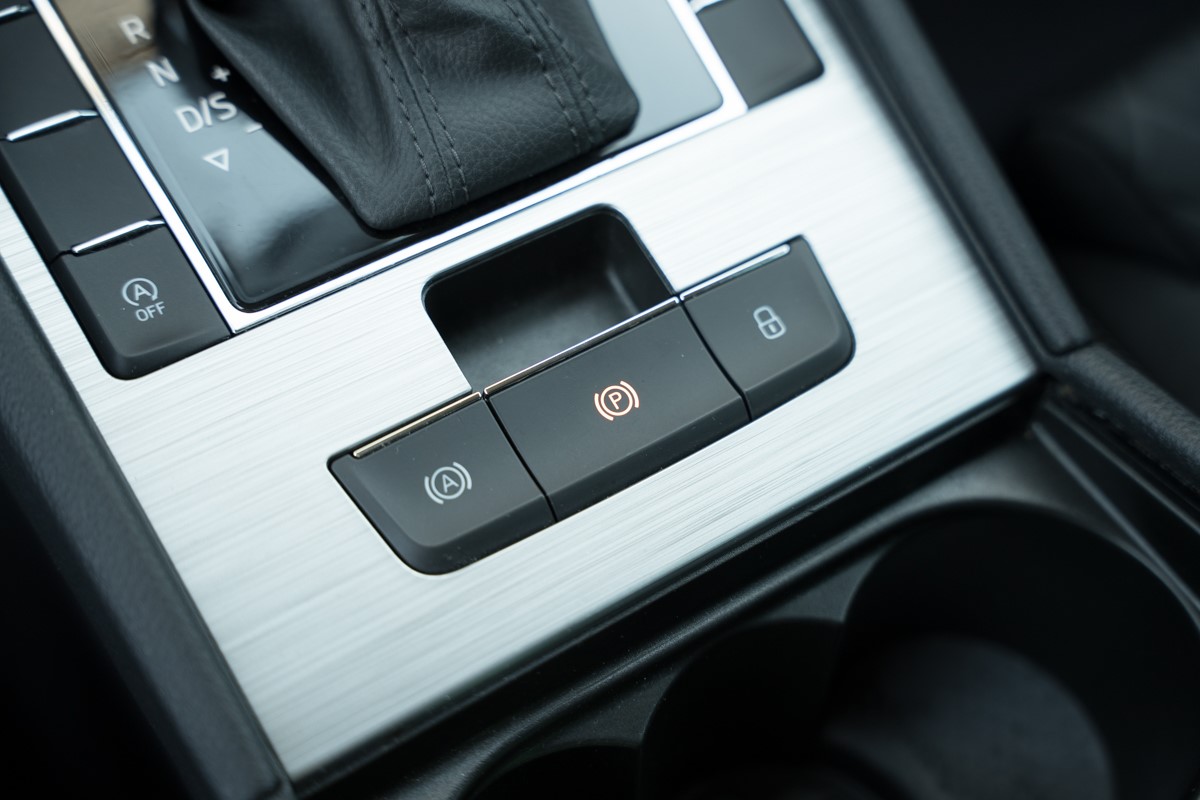 Škoda Superb 1.6 TDI DSG