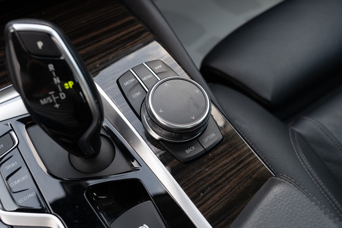 BMW
 5-Series 530 D
